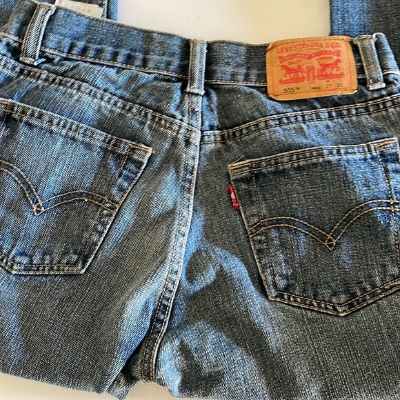 Levi’s 505 straight leg jeans. - Picture 2 of 2